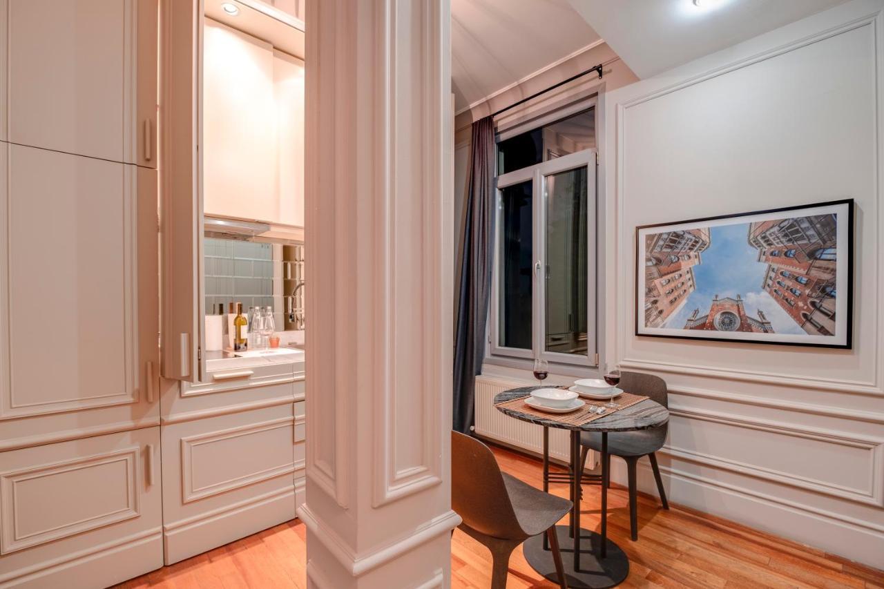 Homie Suites - Luxury Apartments In Galata Istanbul Exterior photo